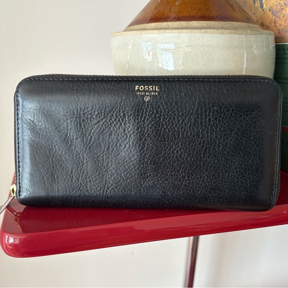 Fossil Black Leather Wallet